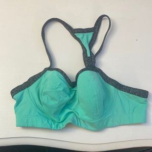 Sports bra with support